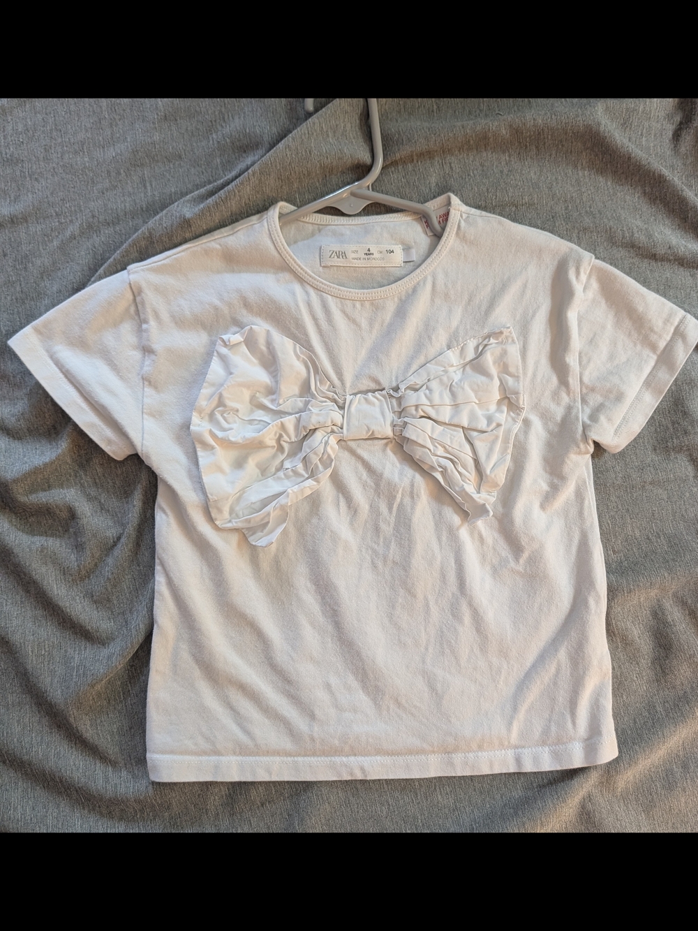 Zara White Short Sleeve Tee with Front Ruffle Bow